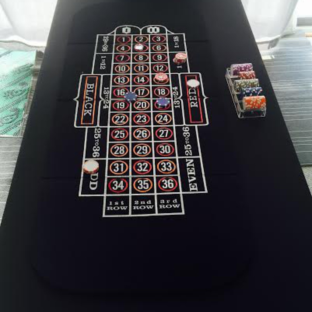 Roulette Table folding board goes ontop of table wheel extra and