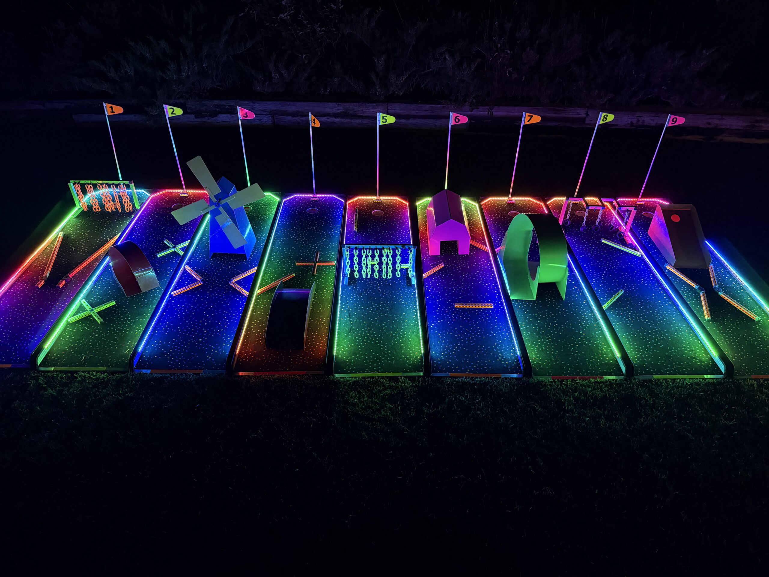 Platinum AAA Mini Golf Black carpet LED (MP-Platium) – (Roughly 30 times rarer than gold in the Earth’s crust) - Image 5