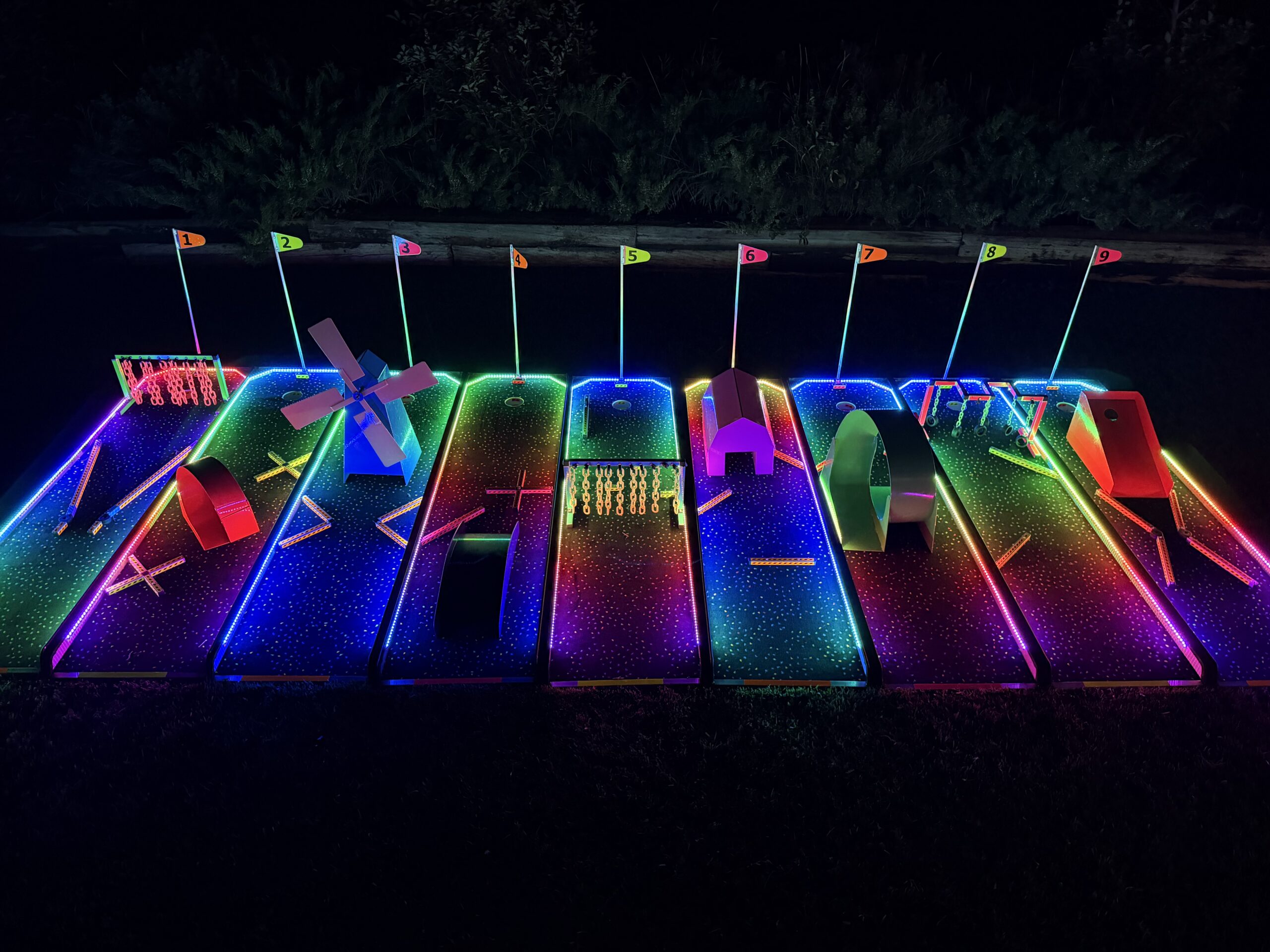 Platinum AAA Mini Golf Black carpet LED (MP-Platium) – (Roughly 30 times rarer than gold in the Earth’s crust) - Image 4