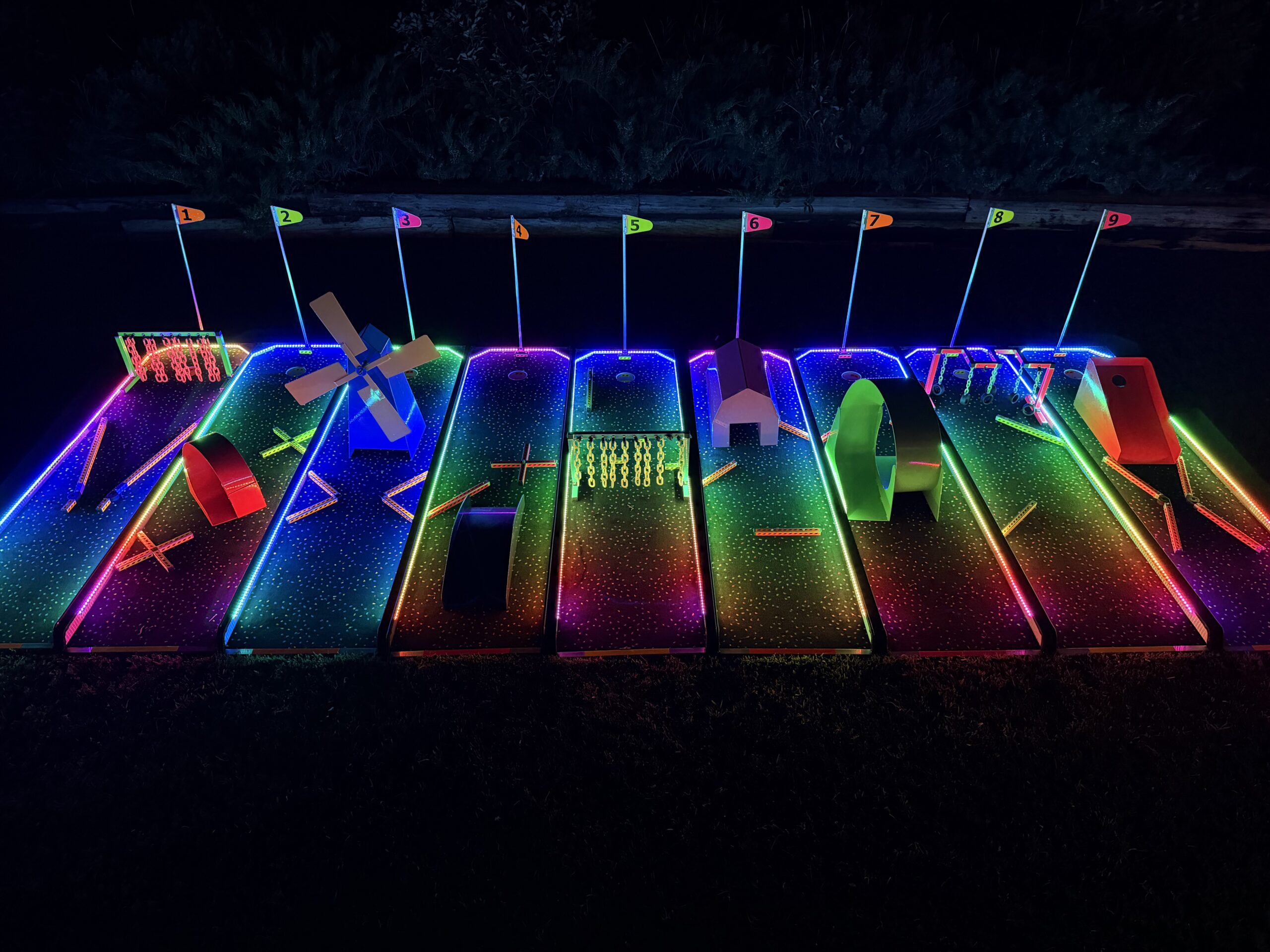 Platinum AAA Mini Golf Black carpet LED (MP-Platium) – (Roughly 30 times rarer than gold in the Earth’s crust) - Image 6